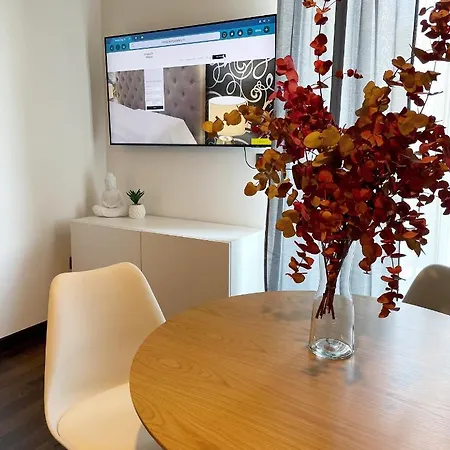 Petrone Apartmanhotel 4*