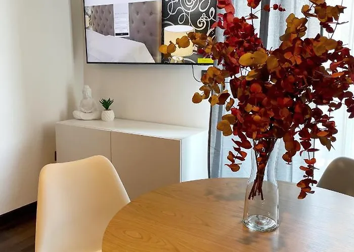 Petrone شقة فندقية 4*